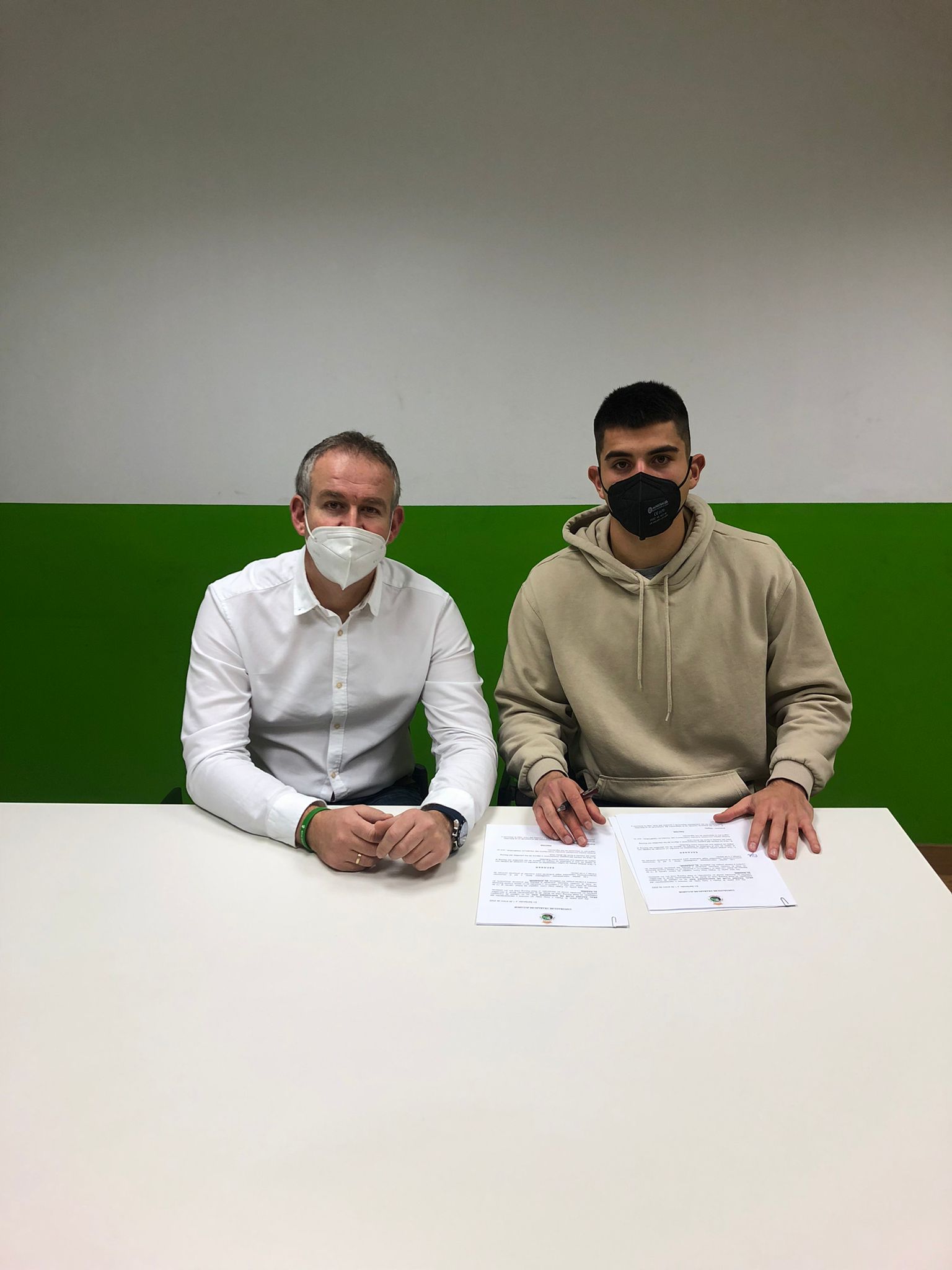 Nuestro portero Pablo Díez firma con el Racing de Santander